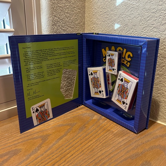 Magic Card Tricks 3 Decks of Cards Written By Mario The Magician W/ Kathryn Rosa - Picture 3 of 6